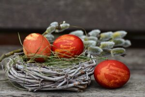 Easter for E8